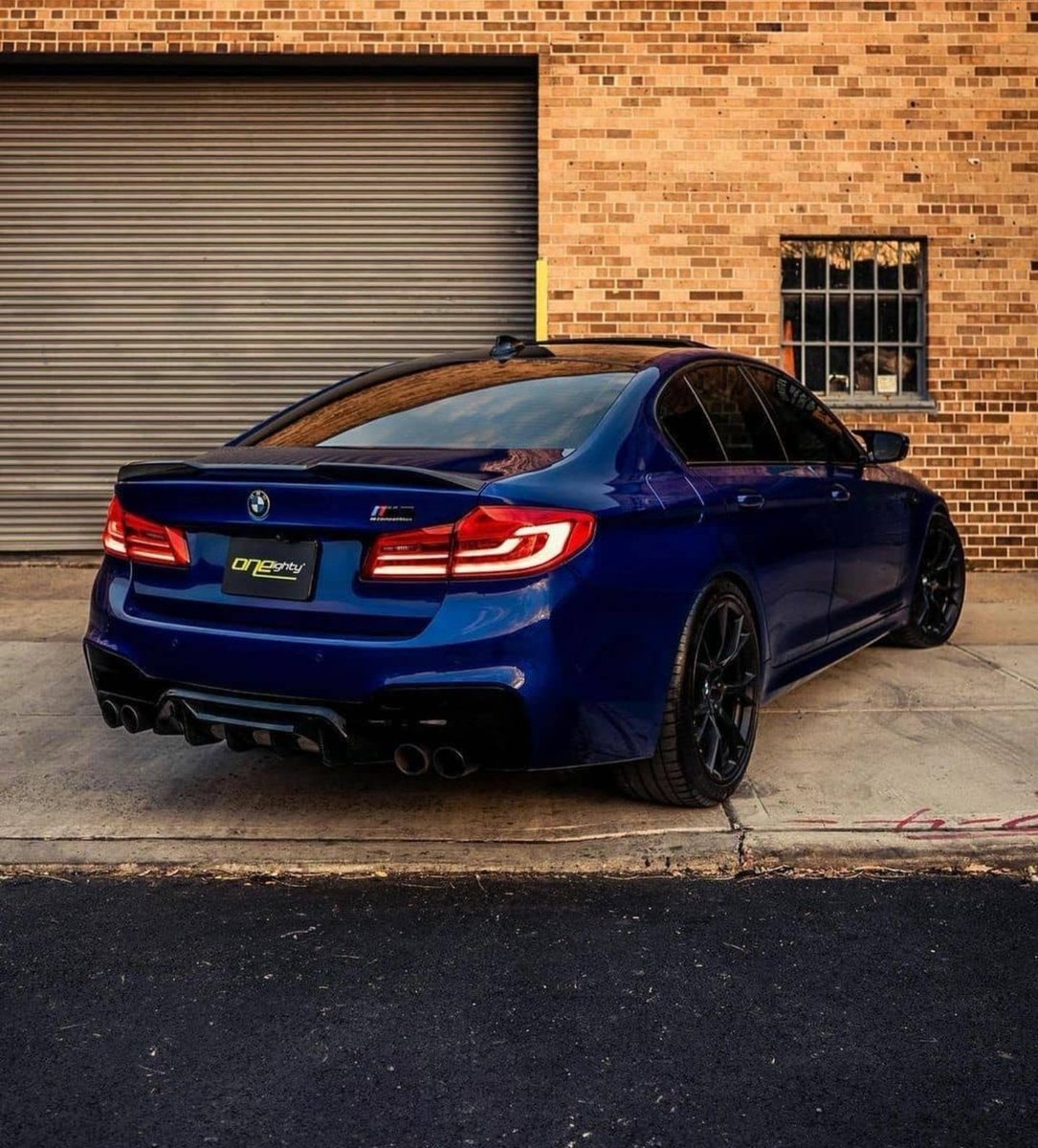 WorldWideCarsTM's tweet photo. BMW M5 😈 https://t.co/izPoYqIfbP