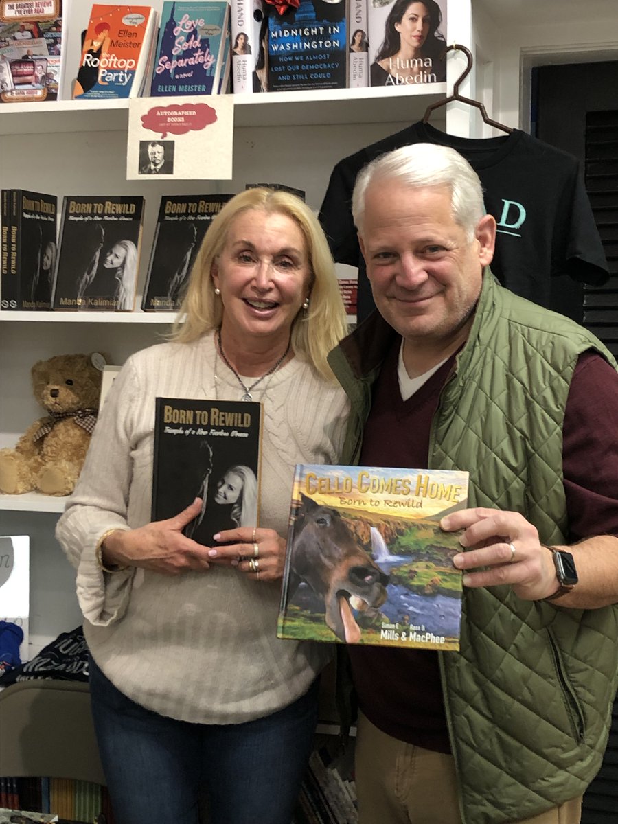 theodoresbooks's tweet photo. Thank you to everyone who joined us for the #AuthorEvent w/ @Manda_Kailmian 📒✍️🐎🍯
She signed & sold copies of #BorntoRewild @TheodoresBooks.
Keep track of all upcoming events so you don't miss out 📅 Visit @TheodoresBooks Events via https://t.co/Lshj6Huv18 https://t.co/dbNPwUY9z0