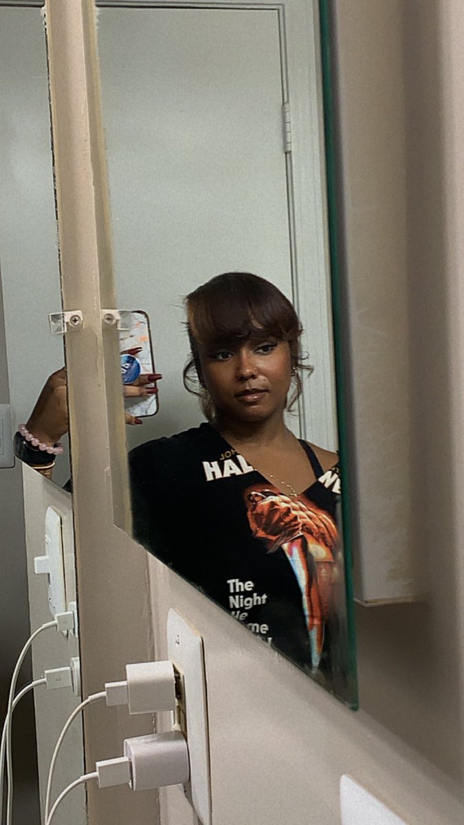 shaylllaa tweet picture