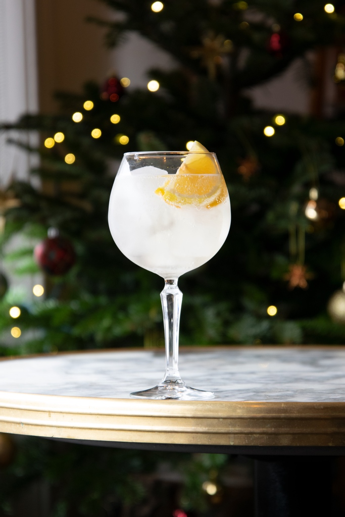 XMAS COCKTAILS! 

To try one of our other Christmas cocktails from our Winter Seasonal Menu in The Resting Room, book your table now via the link below.

bit.ly/32hgzBy