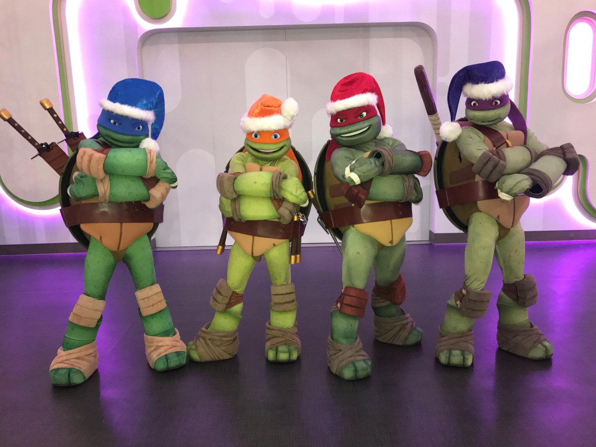 TMNT's tweet photo. holidays in a half shell! 

head to @nickelodeonuniverse at @mallofamerica and @americandream for festive fun with the whole family https://t.co/W6CorOgpkD