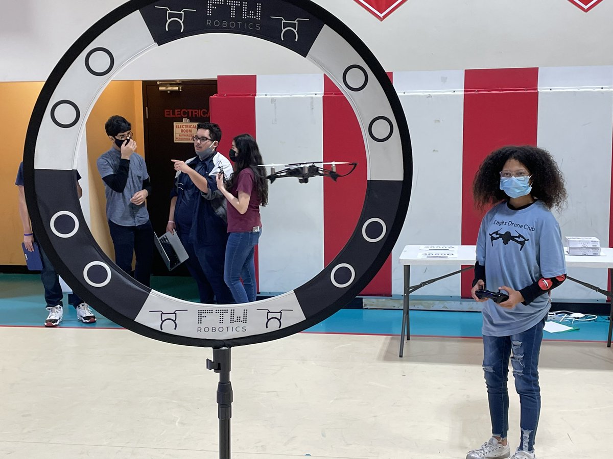 MrStark5th's tweet photo. So proud of our first-time pilots, visual observers &amp; coders! Next stop NASA! (well, a school near them) #drones #drone #stem #STEMeducation #steam #hps @HarmonyEdu @hpshoustonnorth https://t.co/E21Y8eMwWU