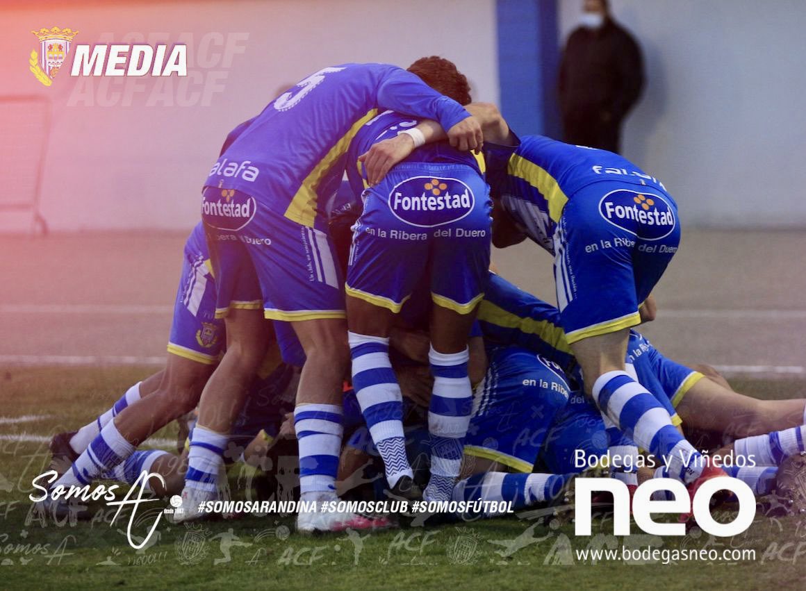 ArandinaCF's tweet photo. ⏱90+’ | FINAL DEL PARTIDO

Un gol de @aaayuub y una nueva portería a 0 con un gran @sgvpaisa nos permiten seguir con la racha.

@ArandinaCF 1️⃣
@AtleticoAstorga 0️⃣

#somosArandina
#somosClub
#somosFutbol https://t.co/Jkmr6NaNwv