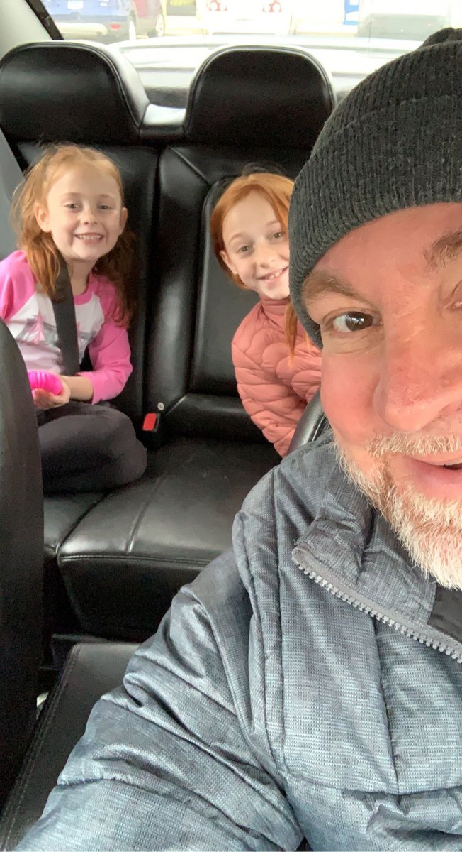 TV_Promo_Dude's tweet photo. Hanging out with Uncle Joe. #GingerFamily https://t.co/TzuFBMp9MJ