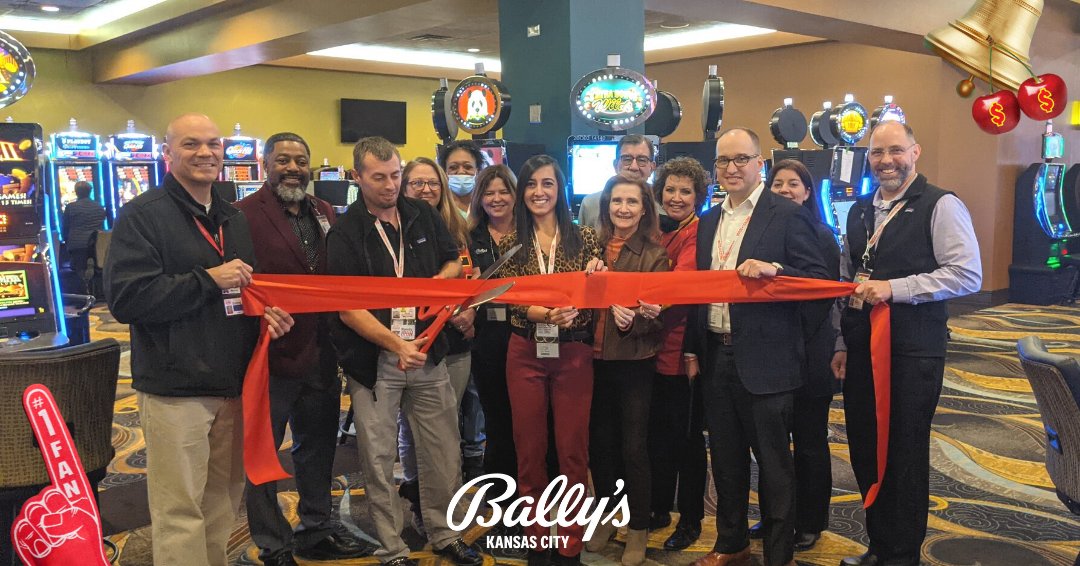 BallysKC's tweet photo. We've expanded our gaming floor, again! Which means more space, more of your favorite games, more winnings and #EndlessThrills🎰🤑 Stop in today and check it out for yourself! #BallysKansasCity #ForFunsSake https://t.co/BqfNsM6PJj
