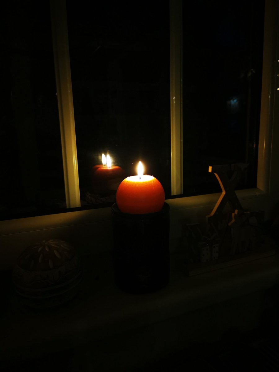 zerberus26's tweet image. #YesWeCare