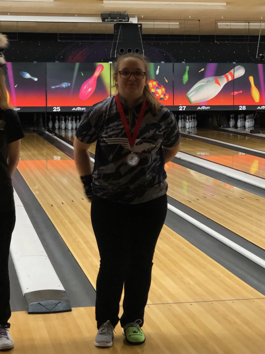 KFHSBowling's tweet photo. Congrats to Matt, Carolyn and Maddie for making all tournament team! Now let’s keep the strikes coming and bring home the team hardware! Way to go BIRDS!! https://t.co/ITBJX9Wywr