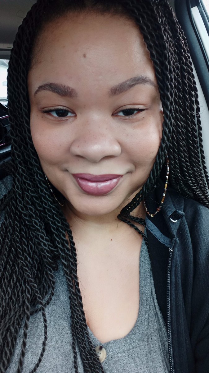 Meazatiny's tweet photo. Happy 41 to me!🥳💛😘
#HappyBirthday #41 #80Baby #Atiny #Adultiny #Sagittarius #Archer https://t.co/43iz5v8Ie4