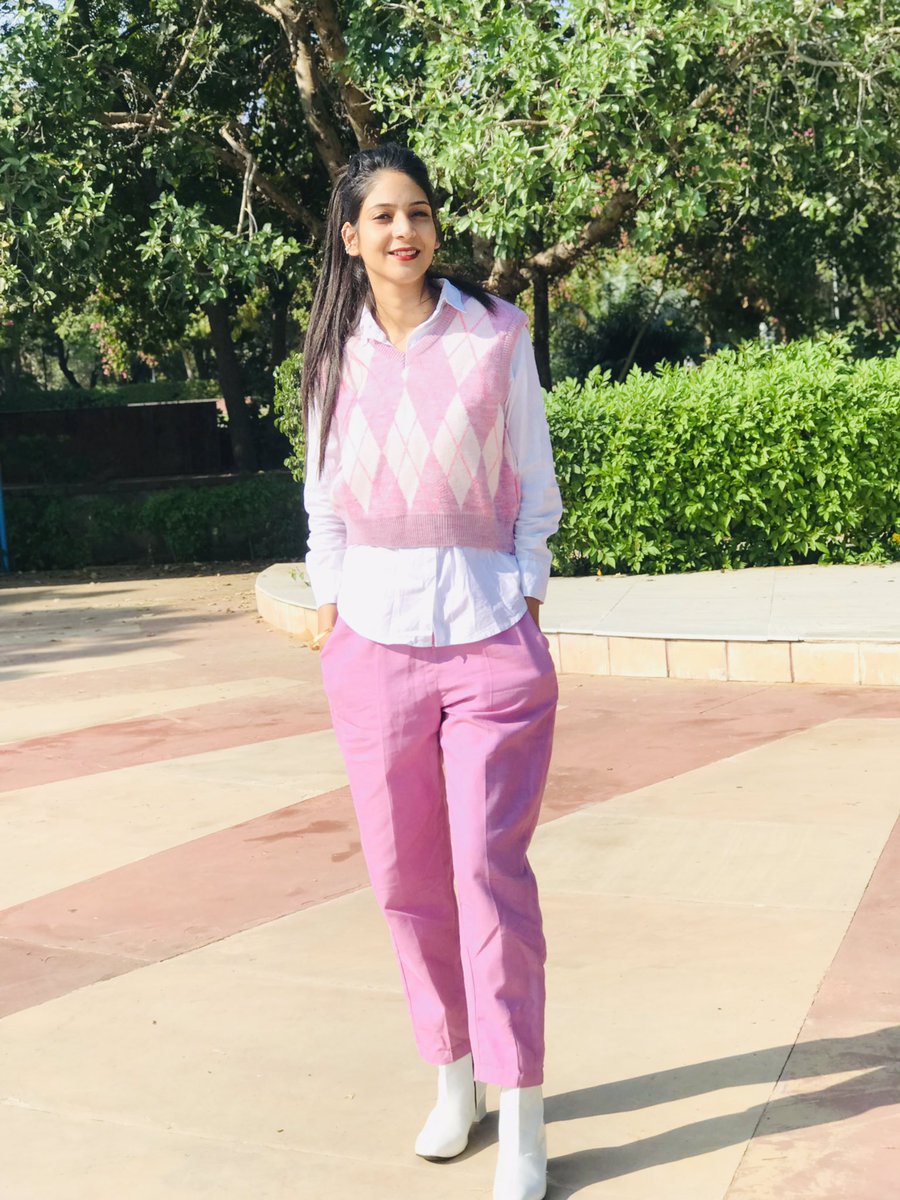 Anishajajam's tweet photo. 🌸🧿💫 https://t.co/yTkNfEWhLR