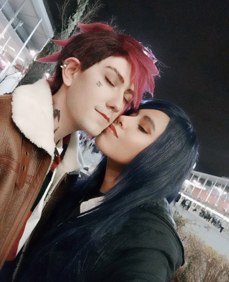 MelCoser_'s tweet photo. 🎉 Happy Birthday #VI 🎊✨ 💞 haremos las versiones de #Arcane en 2022 !!De momento os dejamos un costest #vilyn #vicosplay #caitlyncosplay https://t.co/IkWH9Xj52i