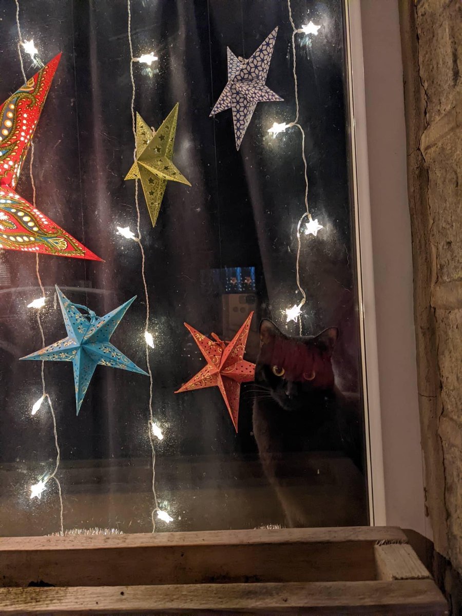 Uppermill_Advent tweet media