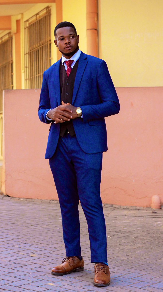 naytan_o's tweet photo. Bachelor of Technology-Procurement Management ✅
1st class Cert, Photoshoot fresh, Looking like wealth...I’m ‘bout to call the paparazzi on myself 👨🏽‍🎓🎉 https://t.co/9IgKLWHptF