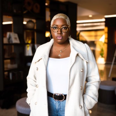 makeupbymeganj's tweet photo. #NewProfilePic https://t.co/rRosn3YBhR