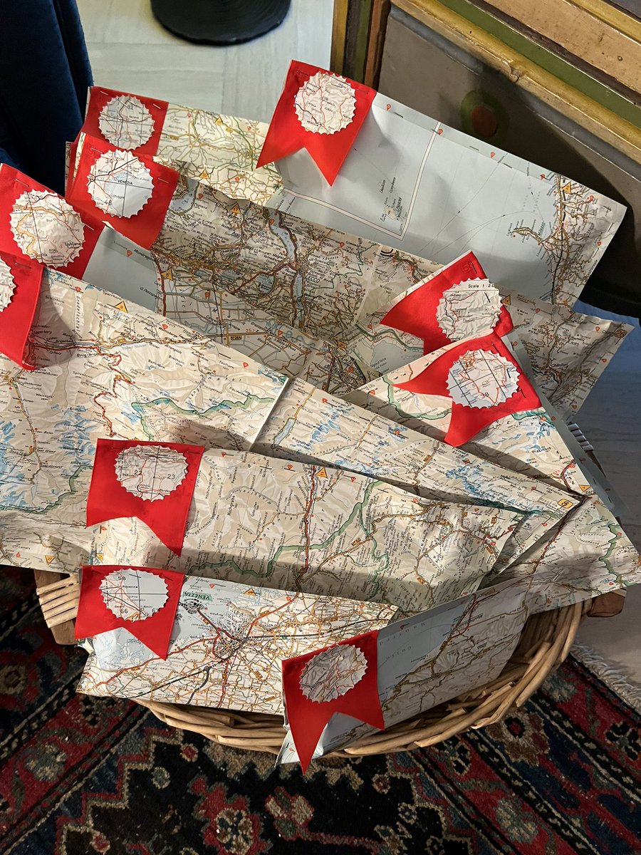 MarinaNovelli73's tweet photo. Out of date Atlas and old ribbons in that bottom draw? Here you go, get ready for Xmas packing! #sustainablepacking #circularpractices #happywallets 😉 https://t.co/eG7YOlgGFJ