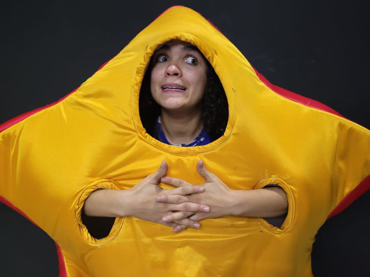 Cía. Los Endebles tweet media