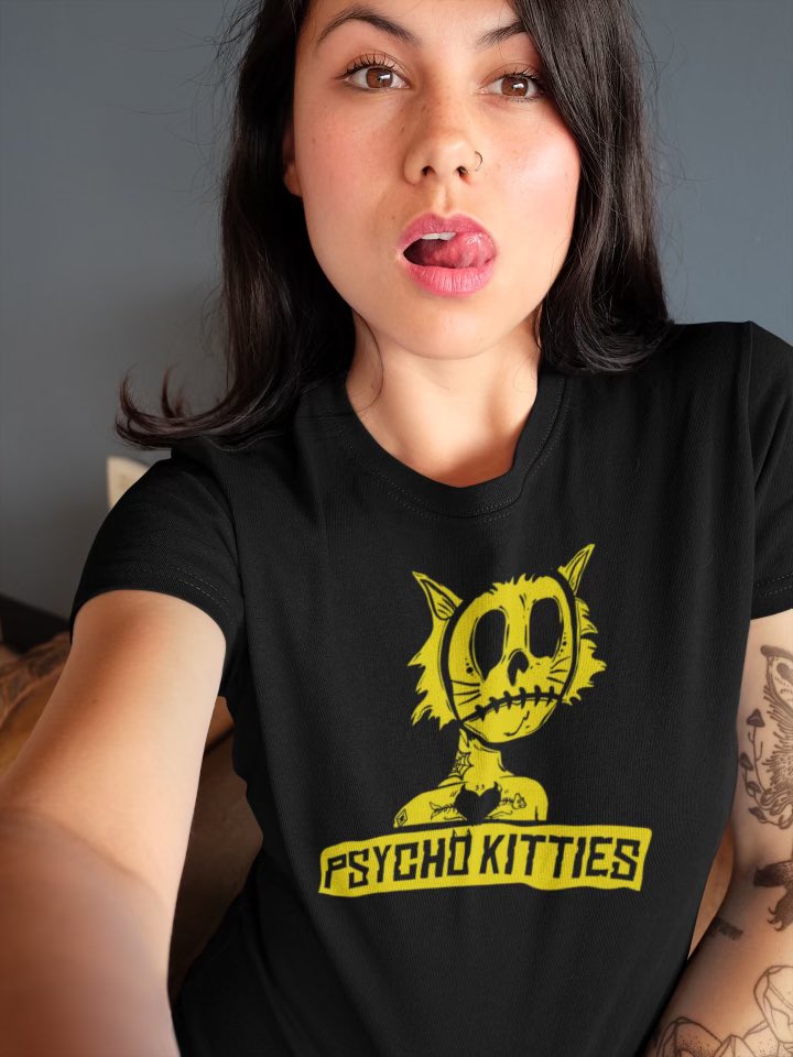 Ugonzo_art's tweet image. Merch is up psychos ! 

Every sale supports  the artist and a charity local to them in collaboration with -

Sup-Loc.com 👕 👚 

Psycho kitties merch link 🚀
linktr.ee/ugonzo_art