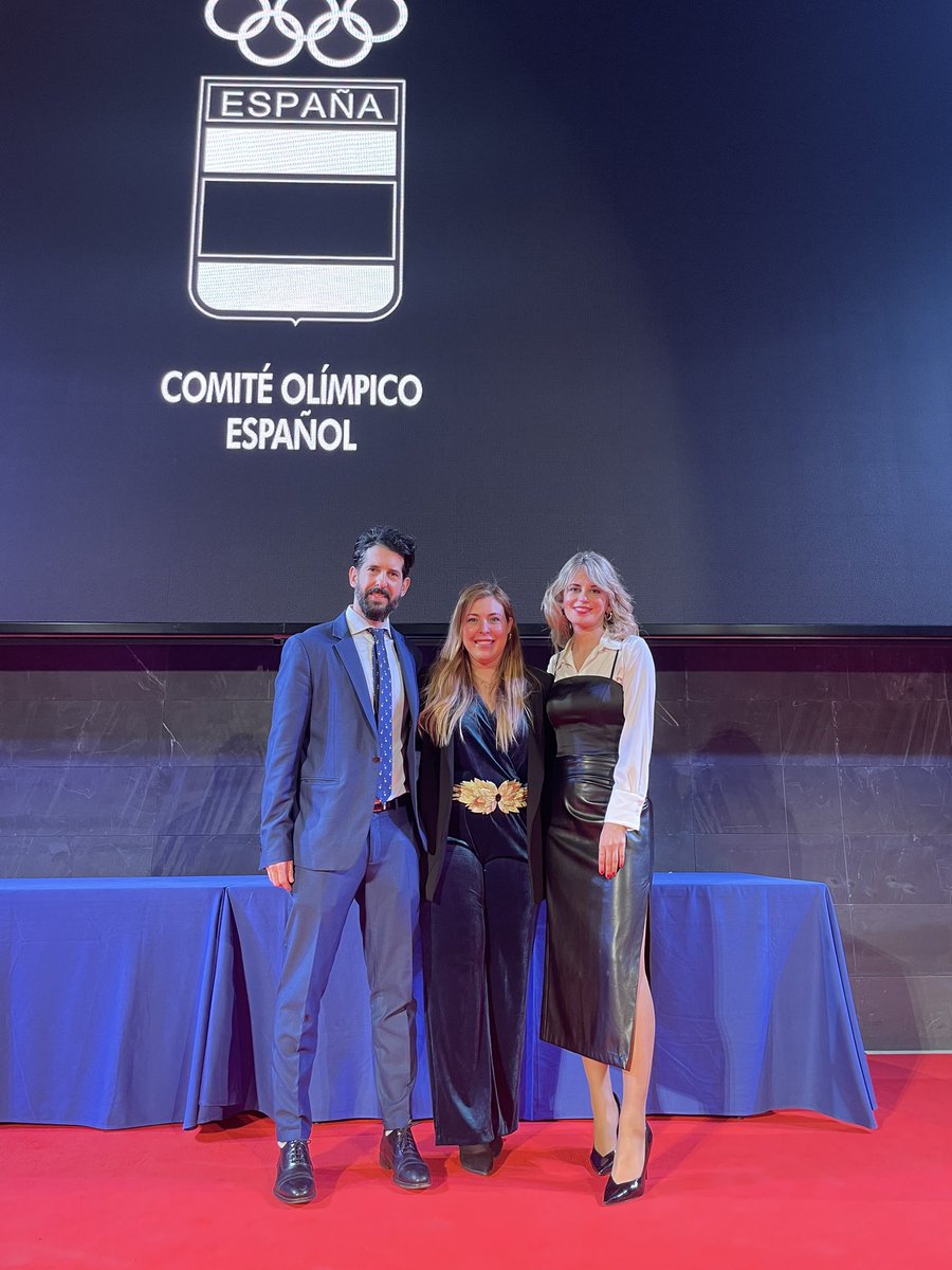 Eva_Fresneda's tweet photo. Todo un orgullo poder presentar un año más la Ganal Nacional de Judo 🥋🇪🇸 en el @COE_es . Gracias siempre a la @rfejyda por dejarnos formar parte de algo tan bonito. Y a @COE_Presidente por su cercanía y por hacer que nos sintamos en casa. https://t.co/eptx0Dl8mf