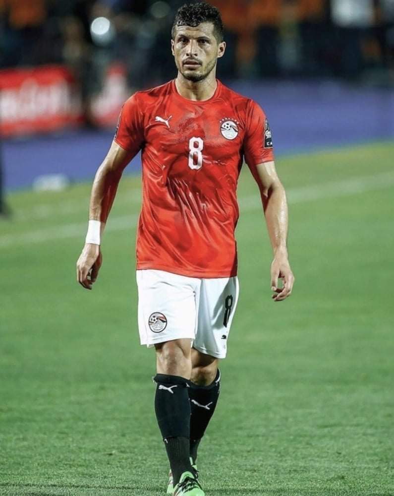ولا يهمك هيرجعو تانى بعد ما يتكسرو ويغنولك احنا من غيرك ولا حاجة #طارق_حامد_لا_يقارن