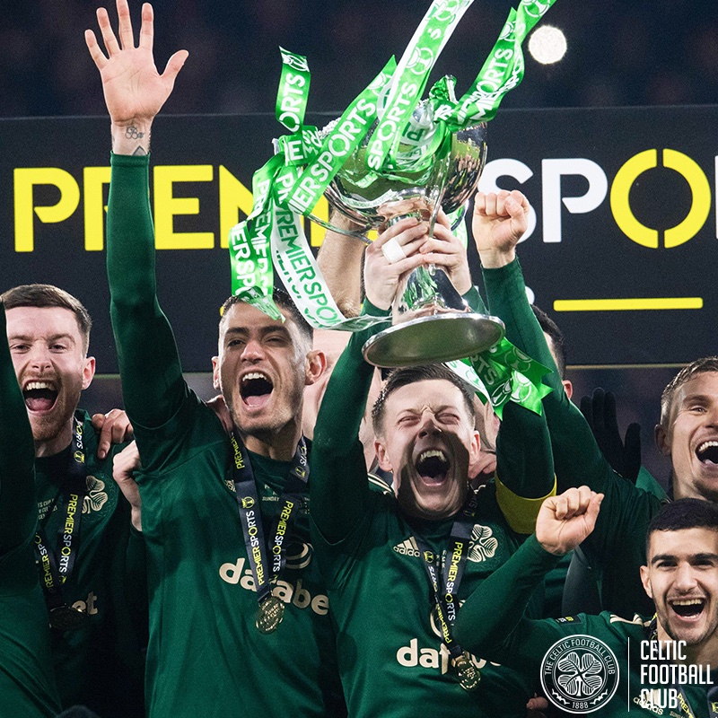 CelticFC's tweet photo. 🌟 Now that’s 𝒆𝒏𝒕𝒆𝒓𝒕𝒂𝒊𝒏𝒎𝒆𝒏𝒕 🎬

That was for you, Bertie 💚🦁

#PremierSportsCup | #COYBIG 🍀 https://t.co/wjuxYE3PYl