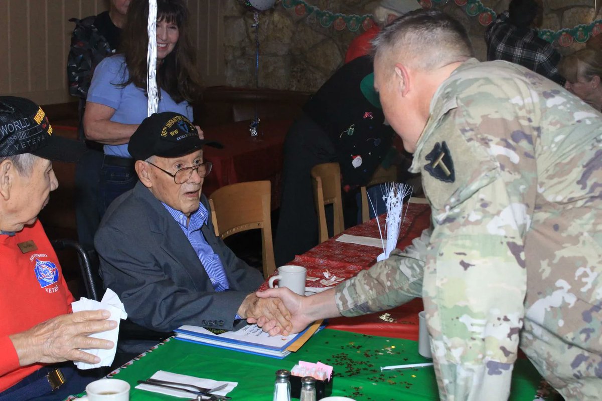 TXMilitary's tweet photo. Retired 1st Sgt. Alfred Dietrick recently celebrated his 100th birthday! He's a #WWII veteran who served with @36thInfantryDiv and credited with being the oldest living #36ID veteran. Brig. Gen. John Wallace, 36ID Deputy Commanding General-Maneuver, was on-hand to help celebrate. https://t.co/qcPESYcUbx