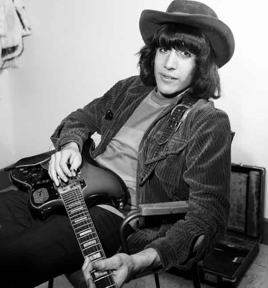 EdSullivanShow's tweet photo. Today we are celebrating the birthday of #ZalYanovsky 🎂 As a member of The Lovin' Spoonful, we will always remember Zal's bright personality and special voice! https://t.co/rDiOfyYZWQ