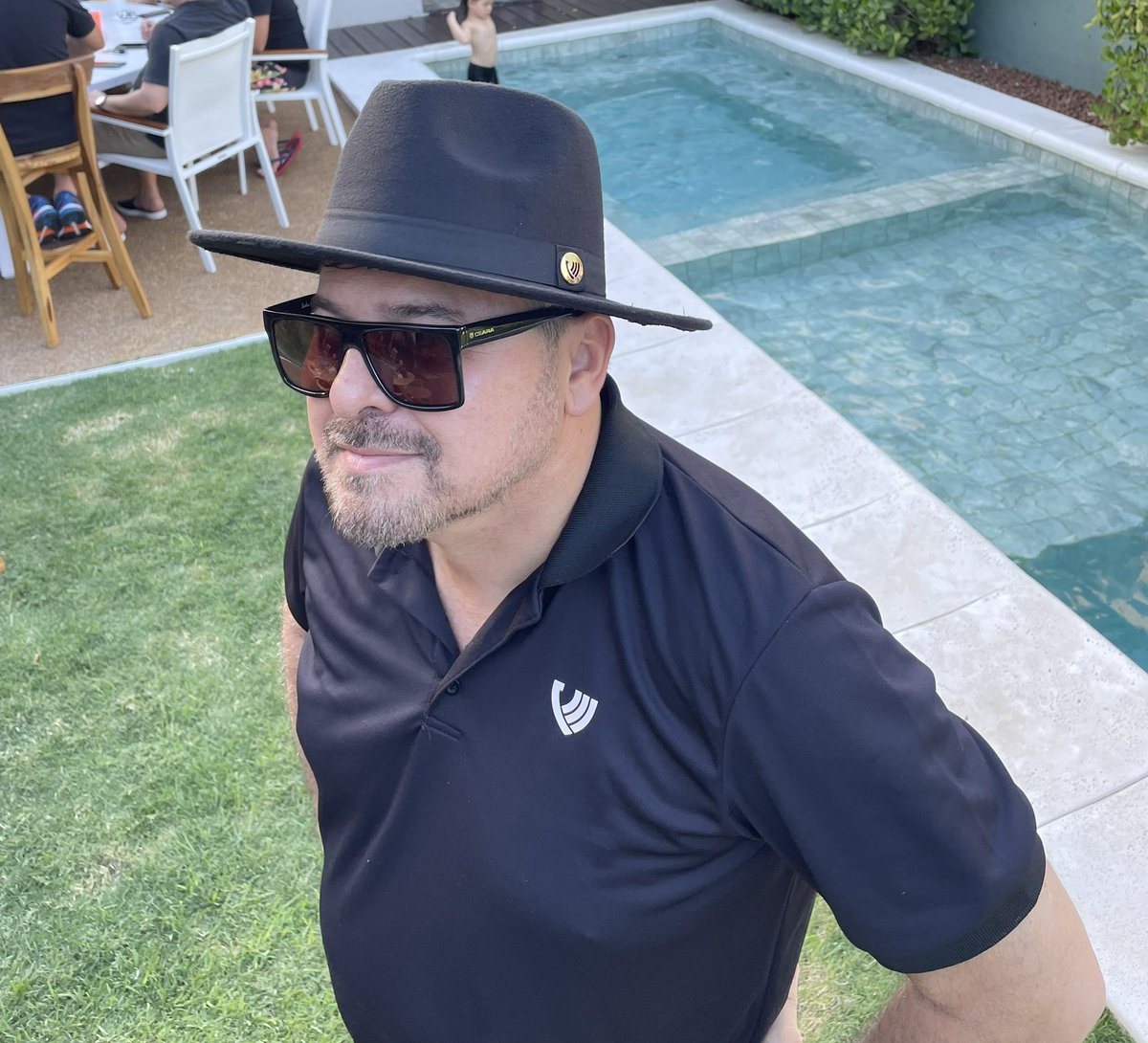 Chapéu “El Mafioso” para usar na Super Feijoada da Arrancada do <a href="/CearaSC/">Ceará Sporting Club</a>. O Maior Evento de Clubes de Futebol do Brasil!
#FEIJOADADAARRANCADA