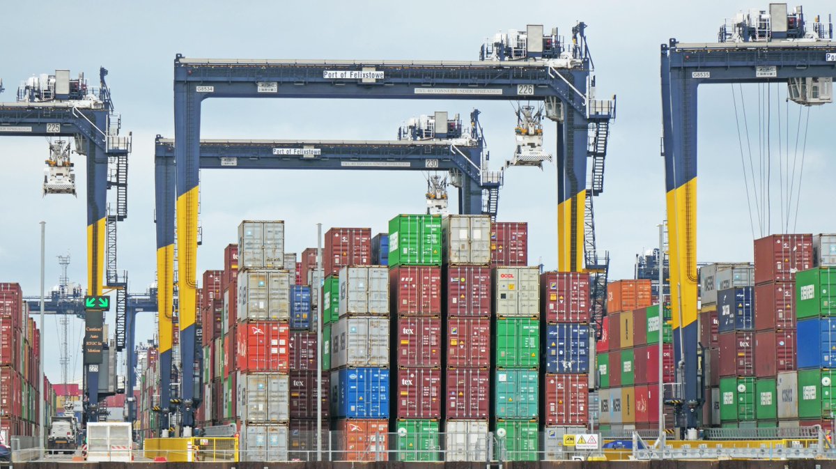 RFDLaborNews's tweet photo. The Supply Chain Disruption Arrives ‘Just in Time’ https://t.co/ydLtb3tsHH https://t.co/F9U8G2tmCS