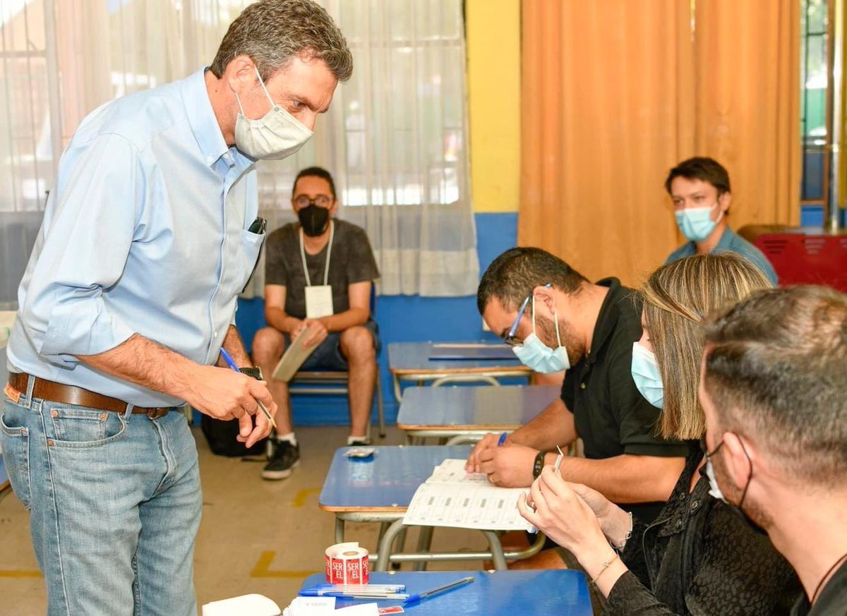 Ya ejercí mi derecho! Les invito a participar del ejercicio más importante que nos permite la democracia, tu derecho a votar! La participación de tod@s es fundamental! #EleccionesChile2021 #Eleccion2021cl