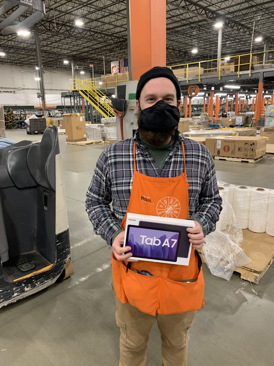 Happy Holidays from Home Depot! Holiday dinner and gifts. <a href="/HDRLC8615/">Home Depot RLC 8615</a> <a href="/IsenhowerJeff/">Jeff Isenhower</a> <a href="/FieselMark/">Mark Fiesel</a> <a href="/Larry_D_Jr/">Larry</a> <a href="/KristinDecker11/">Kristin Decker</a> @ChristopherInHR @mmusick77 Congratulations on the winners Larry, Erik and Matt.