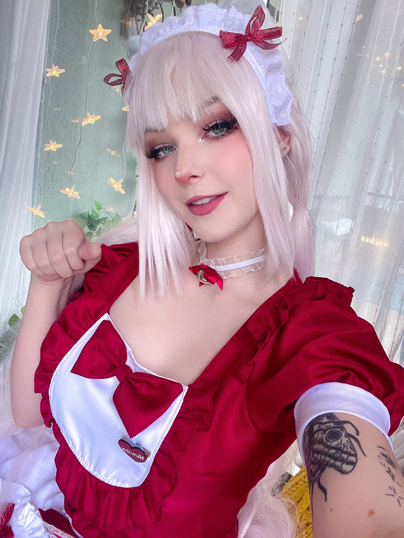 sneesnaw on Twitter: "This pic didn’t do very well on insta so I’ll