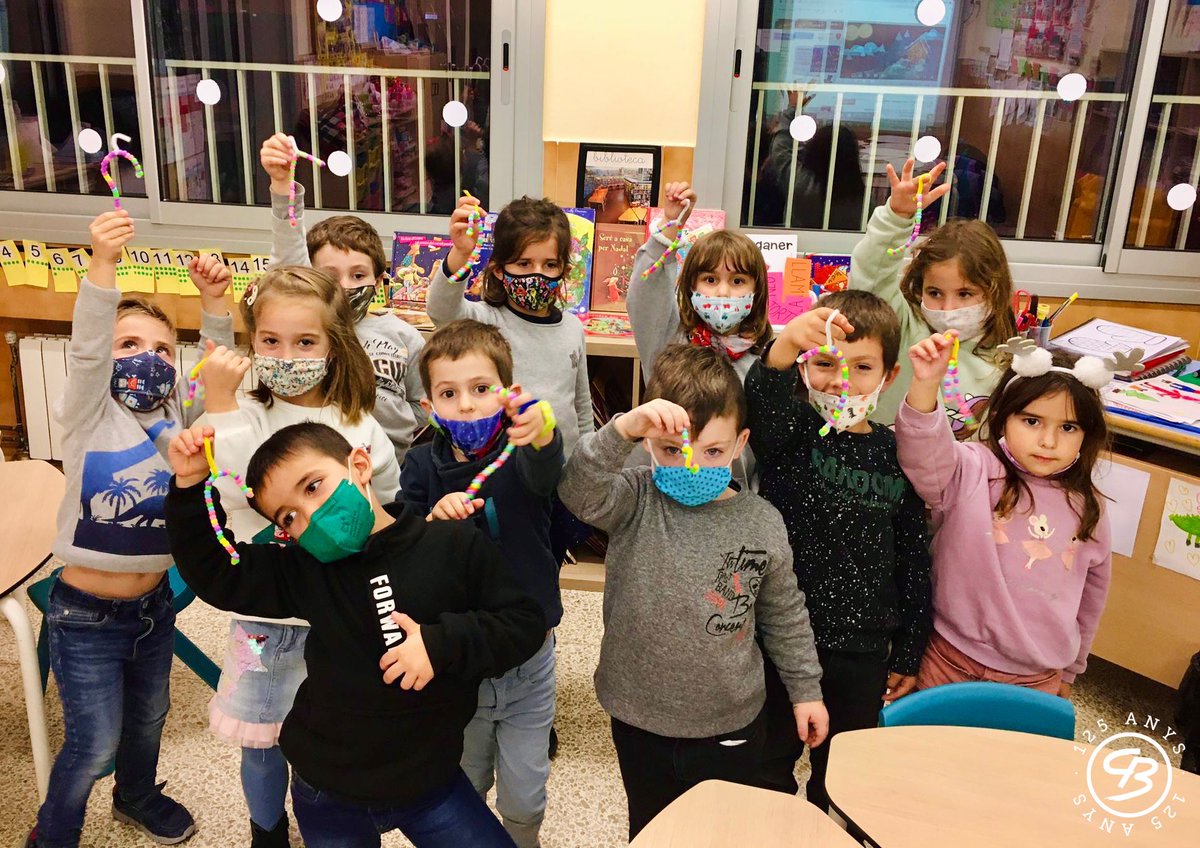 cbadalones's tweet photo. Preparats per al tram final del trimestre! Dues jornades i mitja marcades per la imminència de les festes de Nadal. En les imatges, alumnes de Trinity a Educació Infantil. Acabeu de passar un bon diumenge! #Badalona #trinitylondon #Educacióinfantil #Nadal21CB #Badalonès125 https://t.co/tHdHXefhqT