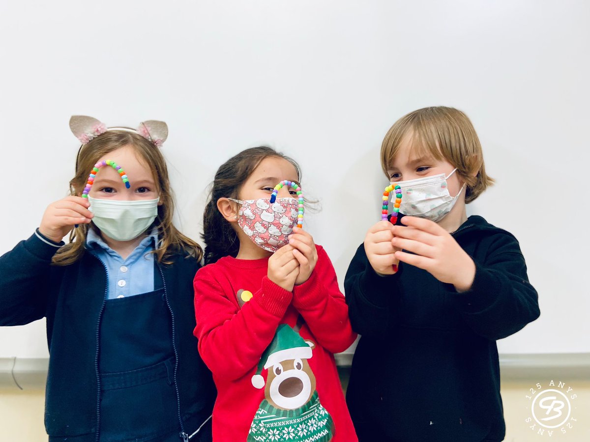 cbadalones's tweet photo. Preparats per al tram final del trimestre! Dues jornades i mitja marcades per la imminència de les festes de Nadal. En les imatges, alumnes de Trinity a Educació Infantil. Acabeu de passar un bon diumenge! #Badalona #trinitylondon #Educacióinfantil #Nadal21CB #Badalonès125 https://t.co/tHdHXefhqT