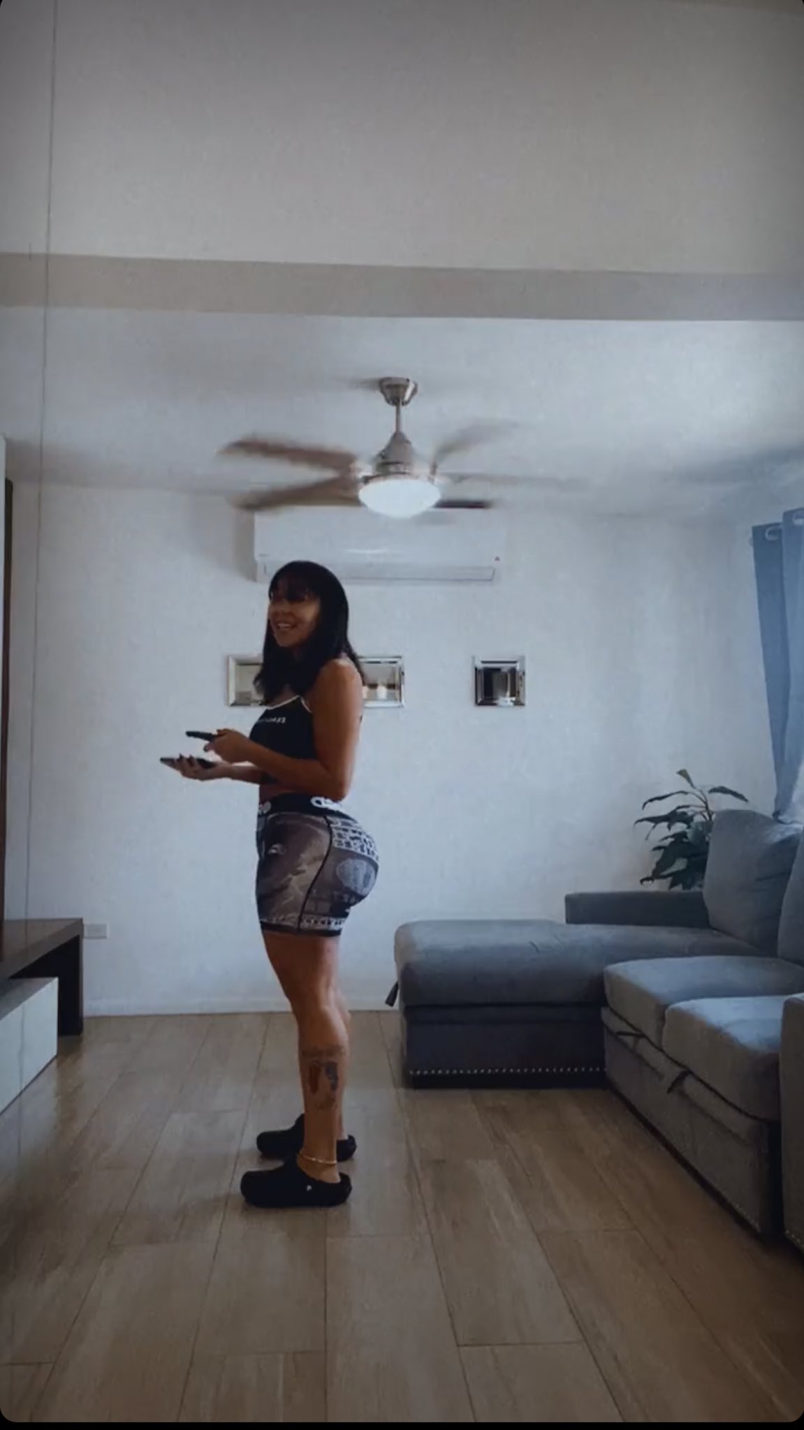 Pretty Ladies on X: IG: i_am_taeler_made t.cofPn5MHDFj0  X