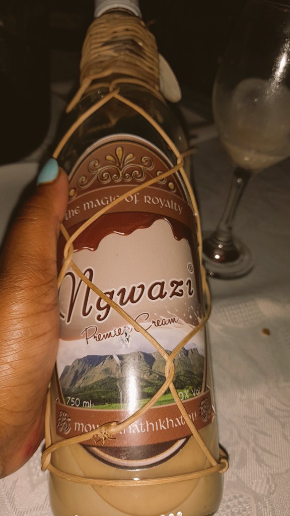 BigGirlSWTravel's tweet photo. Gnom Gnom. New favourite. Ngwazi from the warm heart 🇲🇼 #BigGirlSmallWorld https://t.co/I6bOoLxpuj