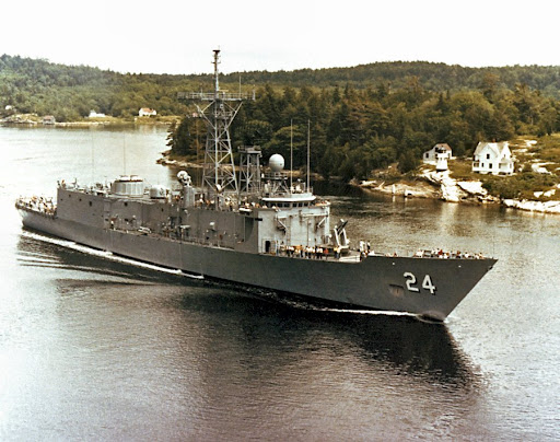 NavalInstitute's tweet image. #OTD in 1983, the Oliver Hazard Perry-class guided-missile frigate USS Jack Williams (FFG-24) accidentally launched a live MK-46 torpedo while berthed at Naval Station Mayport in Florida. The torpedo skidded across the top of a concrete pier but did not detonate.