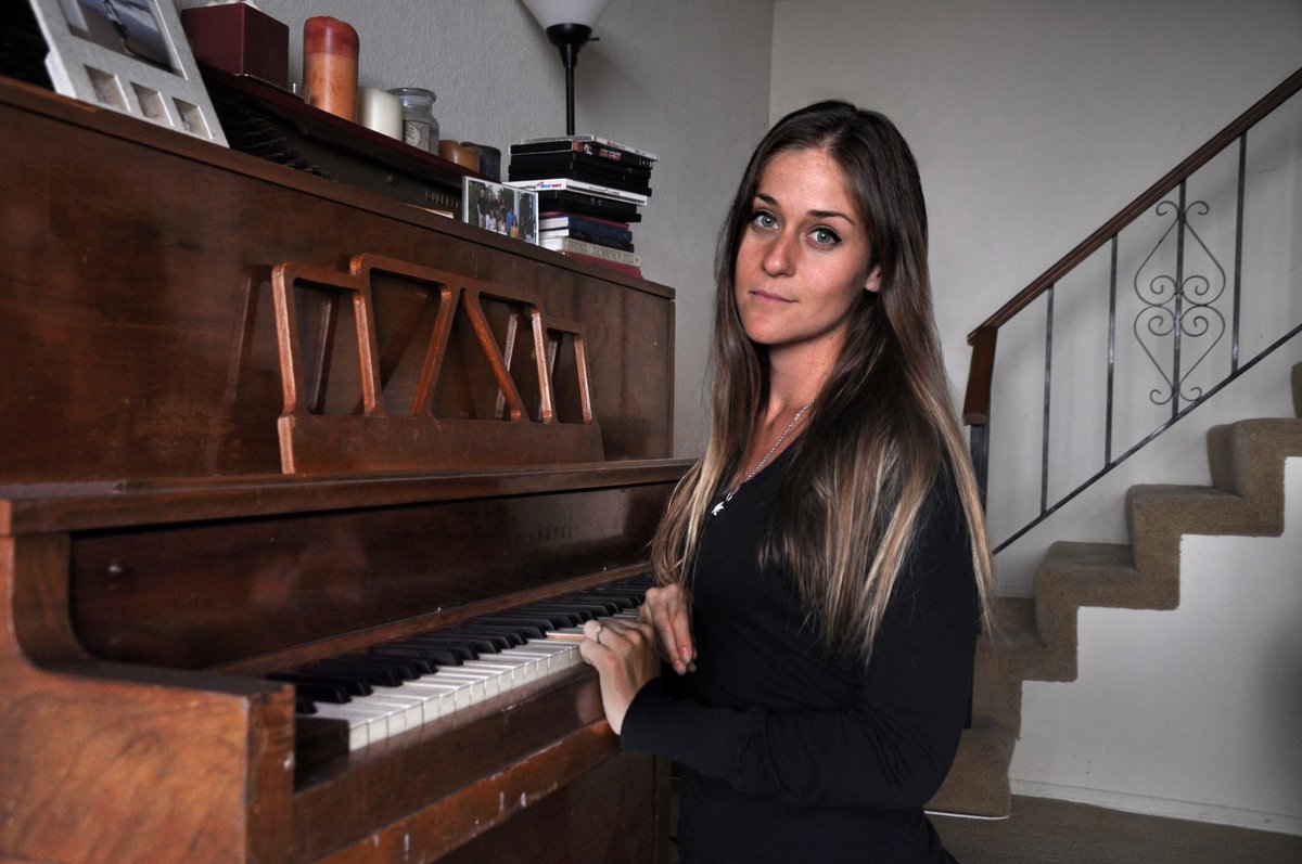 Monday, December 20th in the Sync Cafe at 1PM ET, we're going to have a conversation with the fantastic musician and sync artist Moana Avvenenti - we'll talk about her musical journey and successes in sync (she has quite a few) syncsummit.com/synccafesuccess