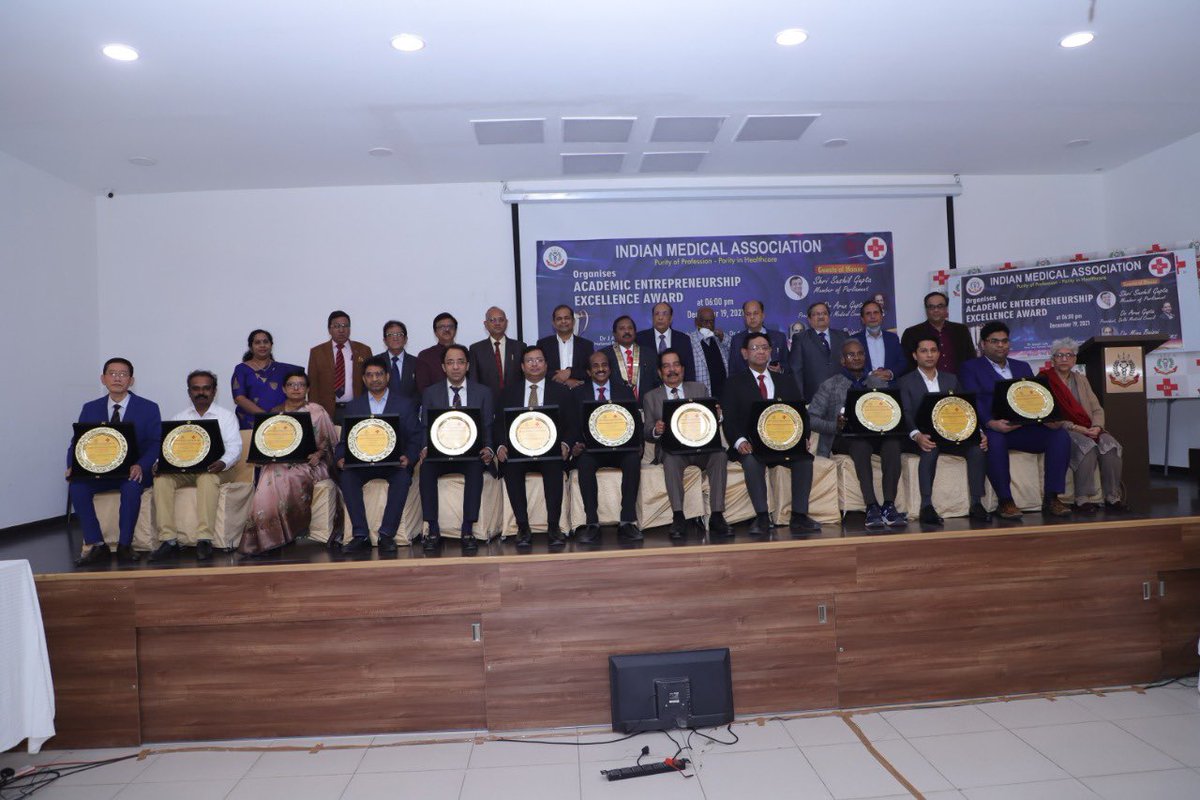 jayalal10's tweet photo. #IMAIndiaOrg IMA HQ honoured our IMA members running Medical colleges and medical institutions with IMA Academic entrepreneurship award . NBE CEO and DMC president participated .They were honoured for their exemplary academic services . https://t.co/SMfy6jqGuM