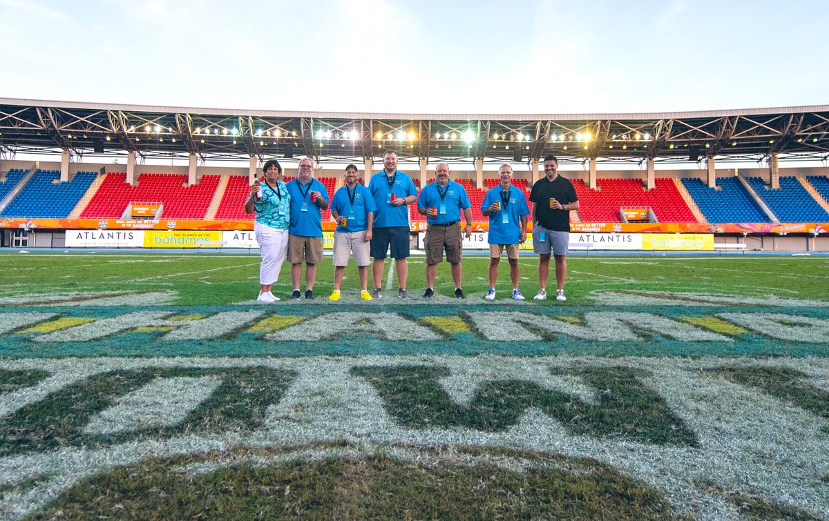 BENSOLOMONPHOTO's tweet image. some of my favorites that make this stuff called work, definitely not work.