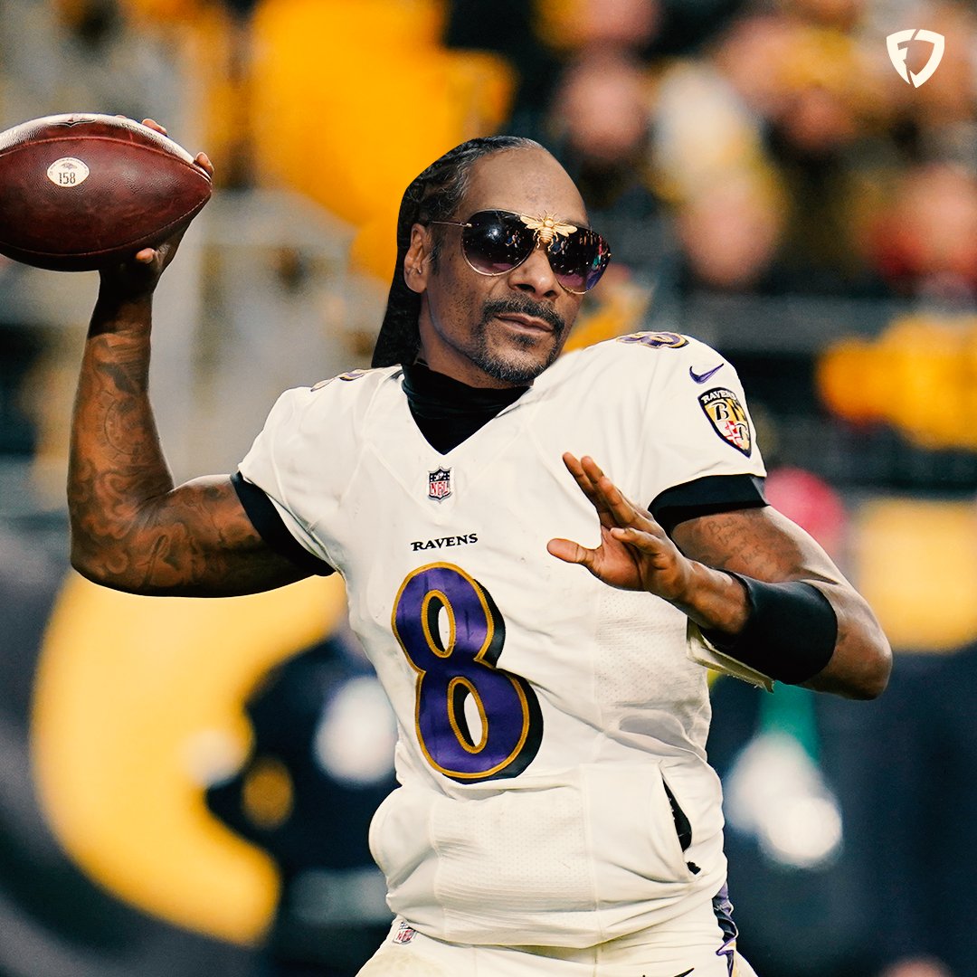 FanDuel's tweet image. Next man up 😤

@SnoopDogg | @RapSheet