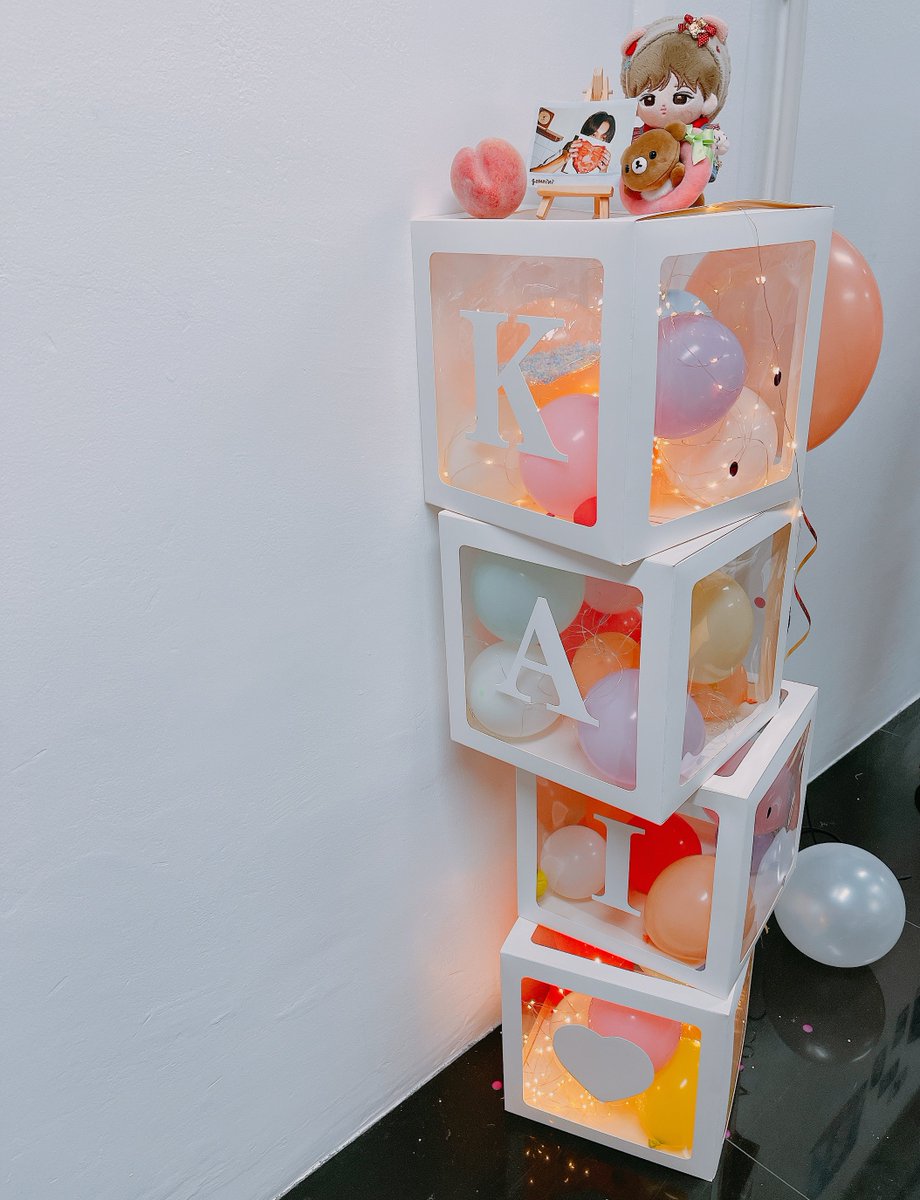 มุมกล่องคือยอดฮิต น่ารักฝุดๆๆๆๆๆๆ ทุกคนต้องถ่ายกับโซนนี้ ~~~ 🧸🎈✨

#KaisPeachesGarden 

𝐊
𝐀
 𝐈
🤍