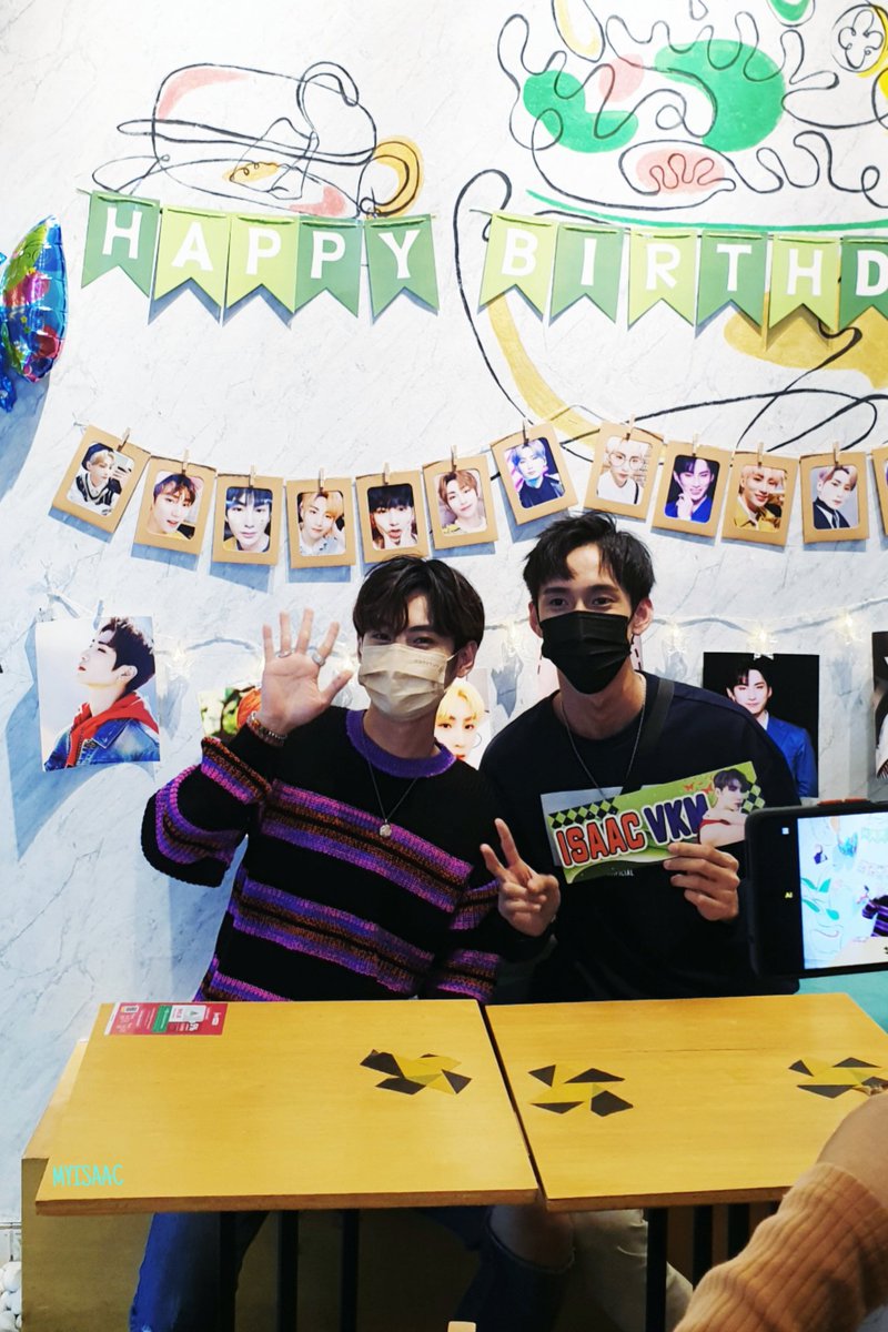 MYISAAC94's tweet photo. π₯³π
#μμ΄μ #ISAAC #HappyIsaacDay #IsaacDay https://t.co/kYNPaf8EJA