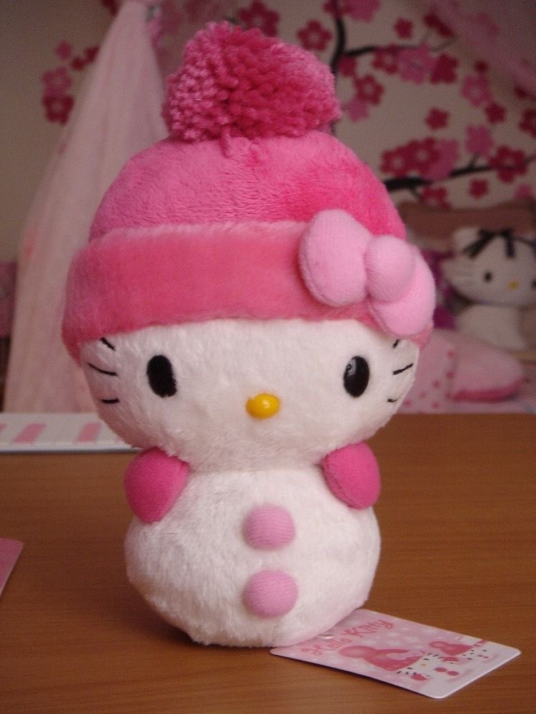 sanrio daily ✨ tweet media