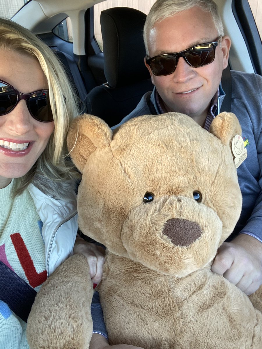 And teddy bear toss! We are ready. Let’s go! ♥️