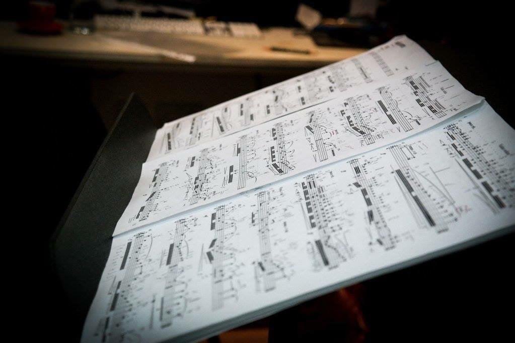 vitopalumbo's tweet photo. Violin Concerto soloist part during the recording premiere in the @AbbeyRoad
#NewRelease #newalbum #recording #LSO #bisrecords #nextfall https://t.co/RZA9VF5UI8