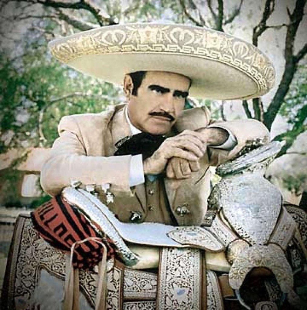 R.I.P. Vicente Fernández if you’re a drinker, it’s tequila night. #chente.