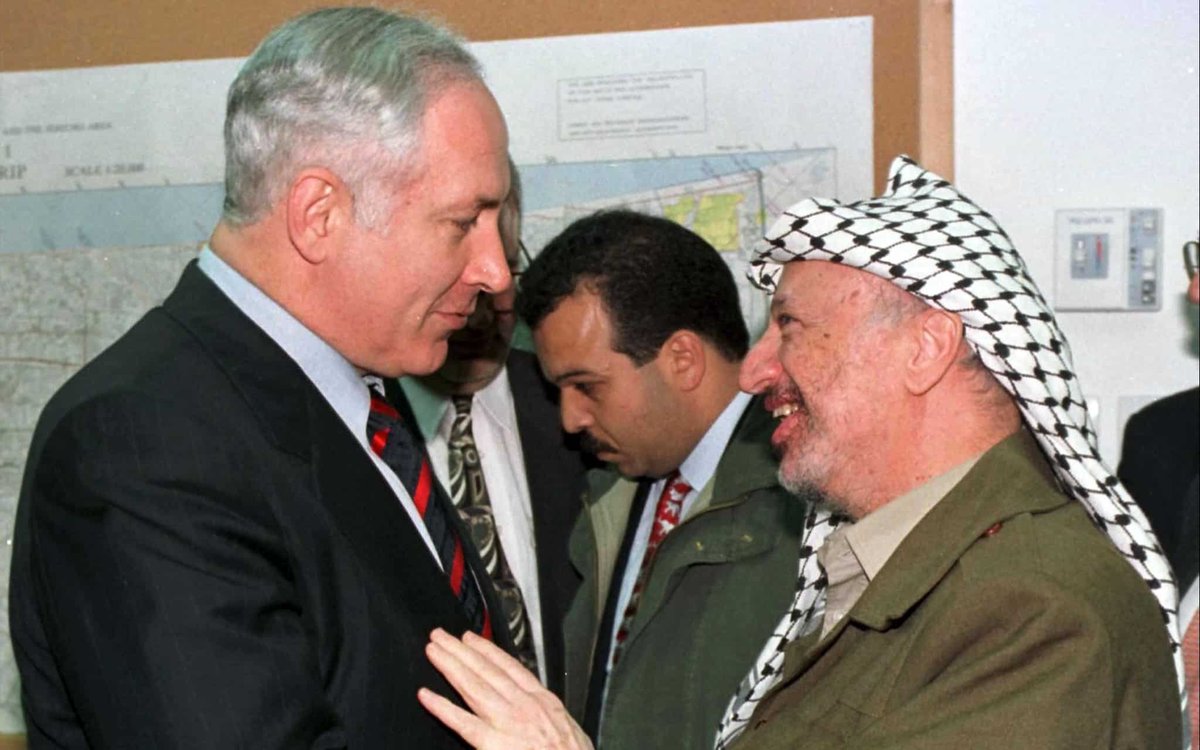 jojodeldel's tweet photo. @Lovewithisreal השאוויש המחורבן של ערפאת? https://t.co/ubRYSnaE6k
