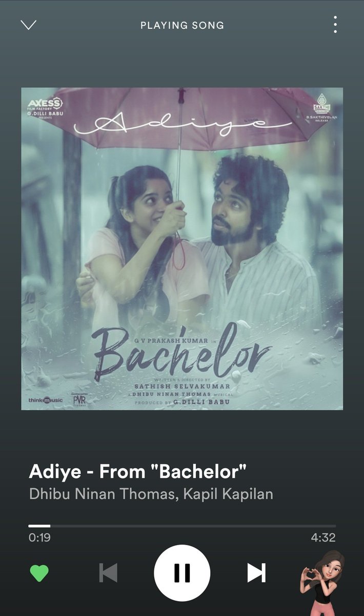 amycreationnss's tweet photo. வாராயோ அருகிலே..
சுழலுதே கவிழுதே
மனமதுவே🎶🔁💗
Is it just me looping it for hours together🤧!? What a song #Adiye is 🤍! #RecentFav https://t.co/wLn3m3mHIV