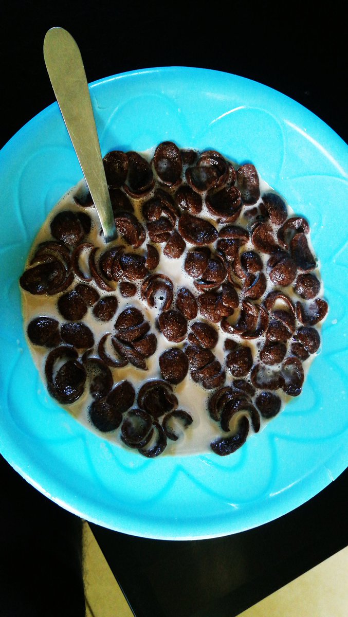 #De mañanas con un plato de cereales de chocolate 🍫 😋