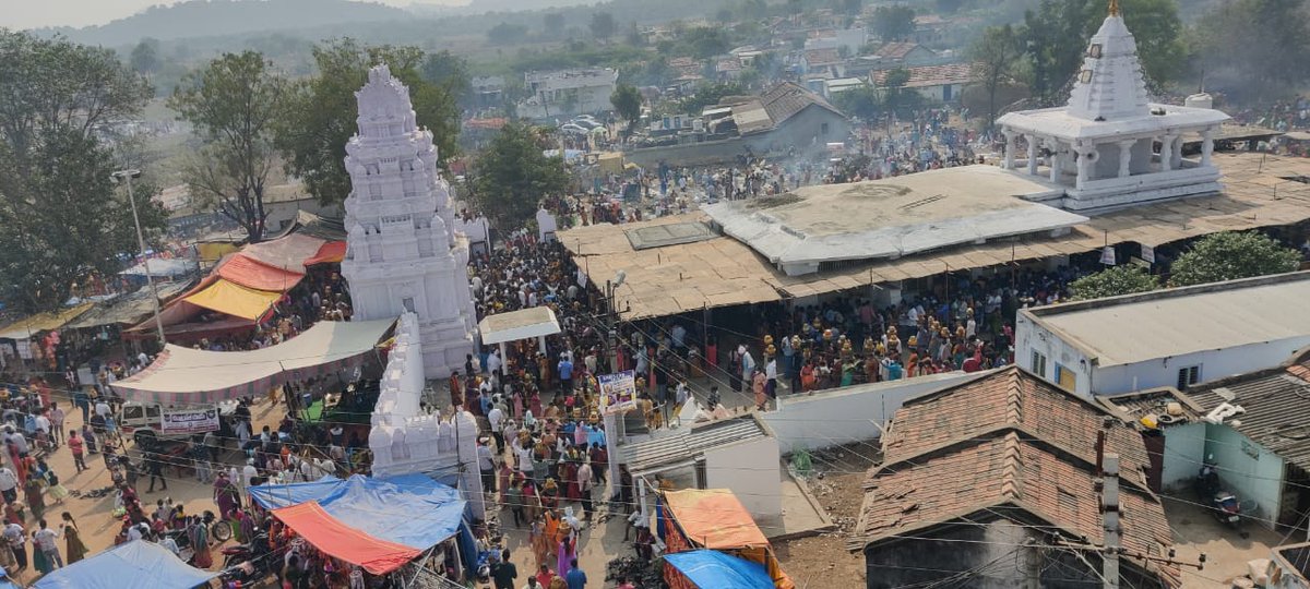 shogollapalli's tweet photo. గొల్లపల్లి మల్లన్న పేట గ్రామంలో శ్రీ మల్లికార్జున స్వామి (దొంగ మల్లన్న జాతర) వారి బోనాల ఉత్సవాలు.... https://t.co/R9EDcONNGj