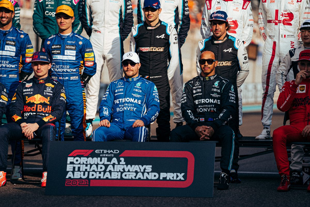 MercedesAMGF1's tweet photo. The @F1 Class of 2021. 📸 Whoever comes out on top tonight at Yas Marina, it's been some season. 👏 https://t.co/Dio49P6c2Z